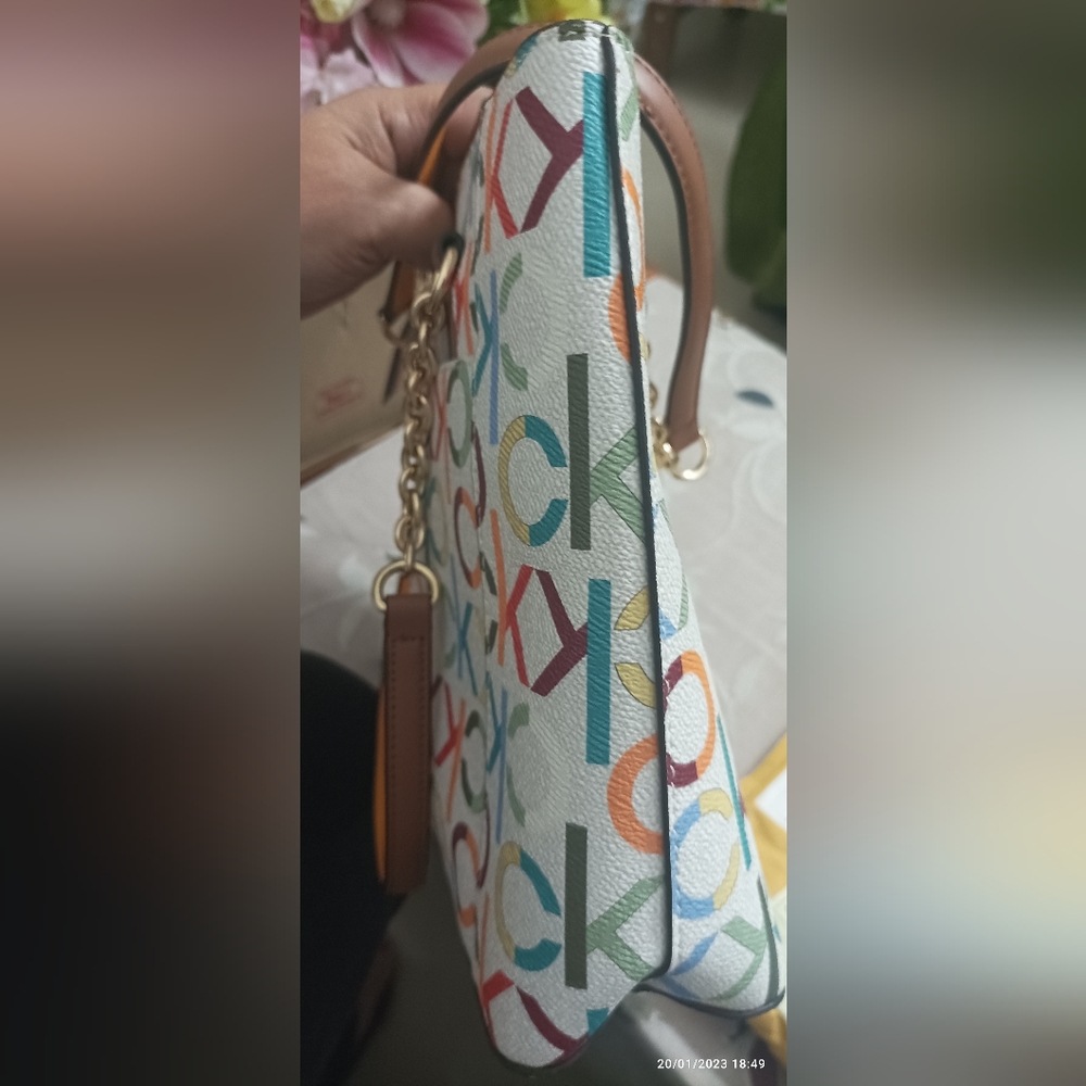 Authentic Calvin Klein coated PVC rainbow signature tote bag - Picture 4 of 14